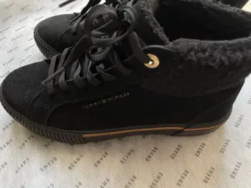 타미힐피거 어그 부츠 블랙