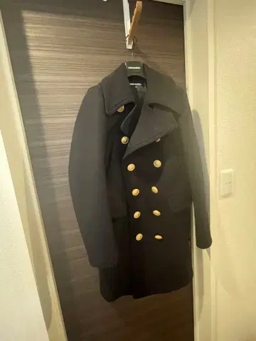 디스퀘어드 사이즈 44 피코트