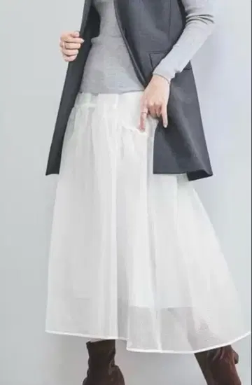 스켈레톤 샤인 자카드 스커트 유나이티드 애로우즈 UA