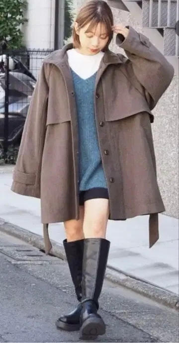 미들 기장 트렌치코트