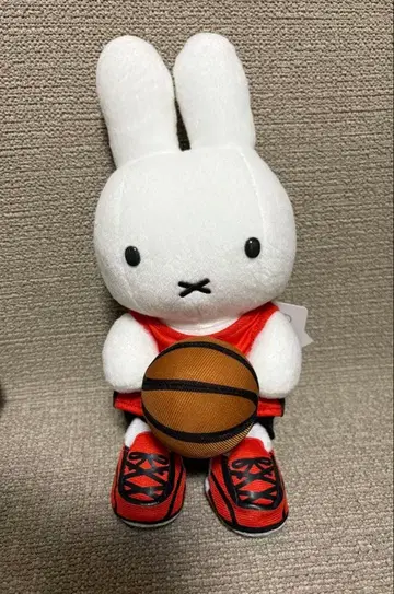 [ 희귀 ] 미피 스타일 한정판 농구 미피 봉제 인형