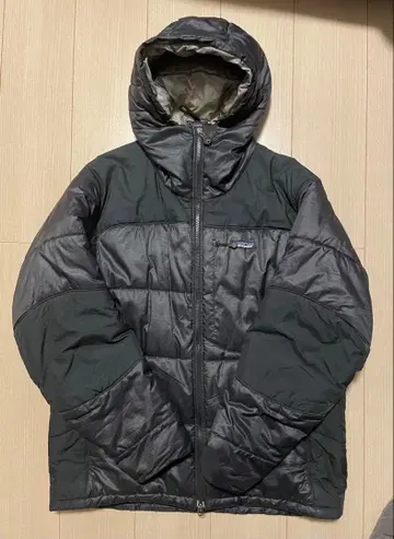 파타고니아 다운스 파카 블랙 M