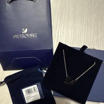 스와로브스키 swarovski 블랙