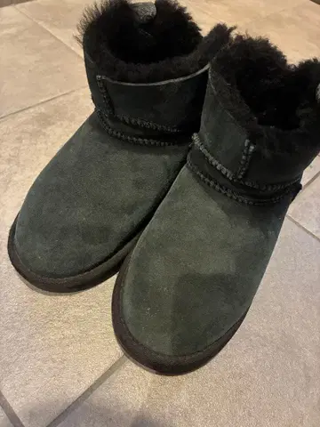 EMU Australia 블랙 어그 부츠 23cm