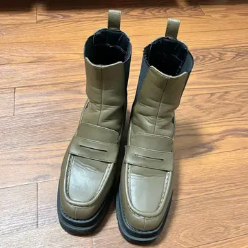 TINA: JOJUN 사이드 고어 로퍼 부츠 카키