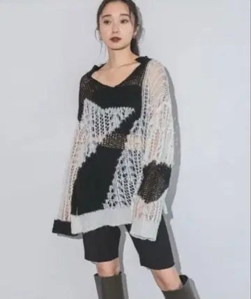 패치워크 메쉬 풀오버