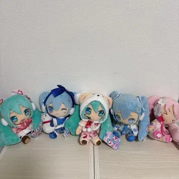 하츠네 미쿠 유키 미쿠 사쿠라 미쿠 봉제 인형 5체 세트 겨울 디자인