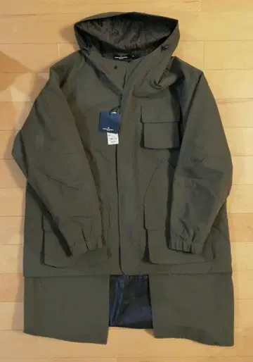 새상품 사이즈 XL 엔지니어드 가먼츠 패디드 쉘 후드티 올리브