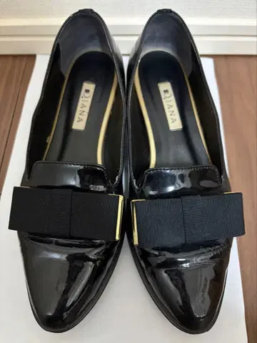 Diana 리본 가죽 로퍼 블랙