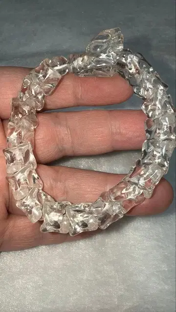 [ 저렴한 쪽 ] 고품질 천연 수정 손 조각 조각 용신님 용두용체 팔찌