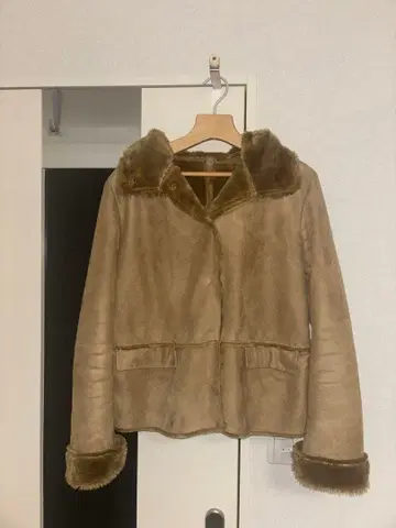 3-WAY 무스탕 코트 후드 부착 베이지