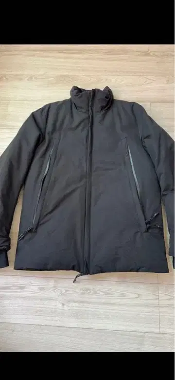 RIPVANWINKLE 솔리드 다운 자켓