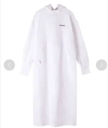 UN3D. 로고 원피스