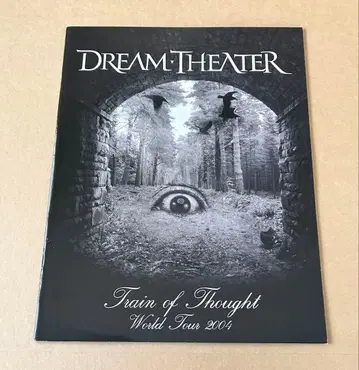 TRAIN OF THOUGHT WORLD TOUR 2004 투어 팸플릿
