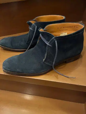 MEN'S BIGI 네이비 스웨이드 처카 부츠