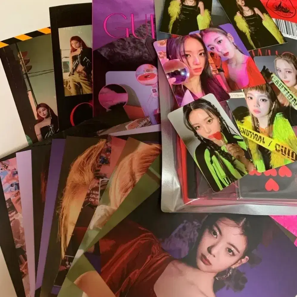 Itzy GUESS WHO Mafia Album Limited Edition Sealed + 3 Types of