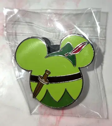 피터팬풍 미키 모양 핀