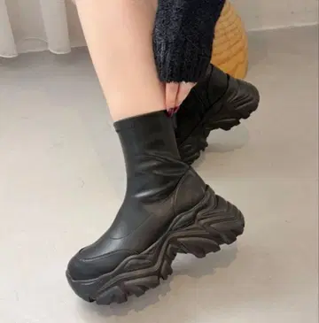 오리엔탈 트래픽 스니커즈 밑창 숏부츠 LL