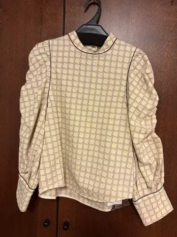 todayful 퍼프 슬리브 블라우스 M