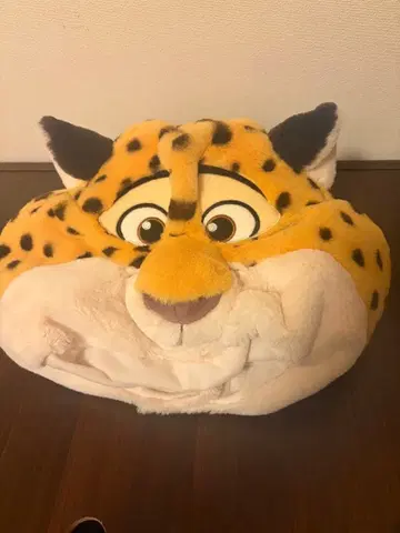 주토피아 크라우스하우저 팬캡