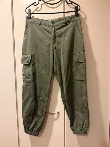 올리브 그린 카고 팬츠 84C