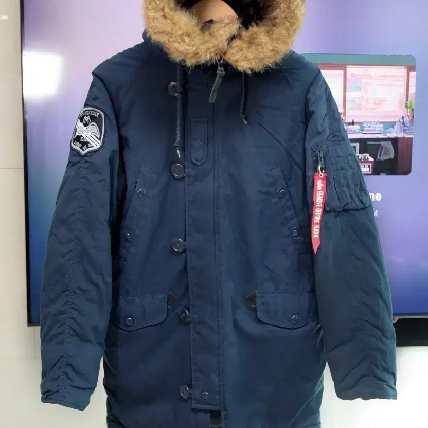 n-3b ネイビー Alpha N-3B Navy Parka with the same military supply