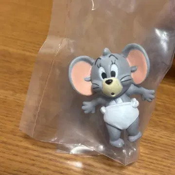 제리와 태피가 있는 집 피규어 궁지에 몰린 태피