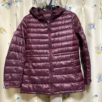 빅 사이즈 UNIQLO XL 사이즈 와인 레드 다운 자켓
