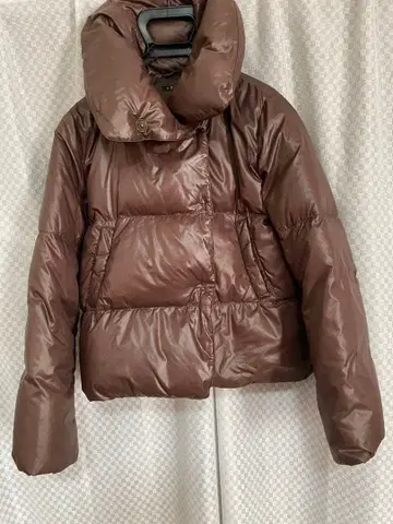 theory 브라운 다운 자켓 숏 기장