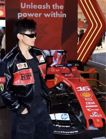 페라리 F1 팀 자켓 M 블랙/레드