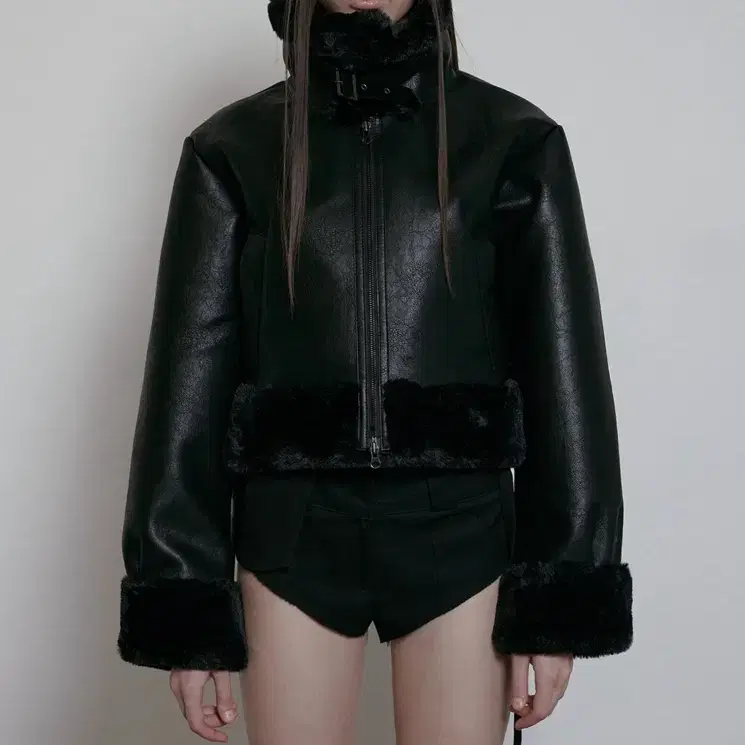 Roughneck Washed Leather Mustang Jacket on Bunjang Global Site.