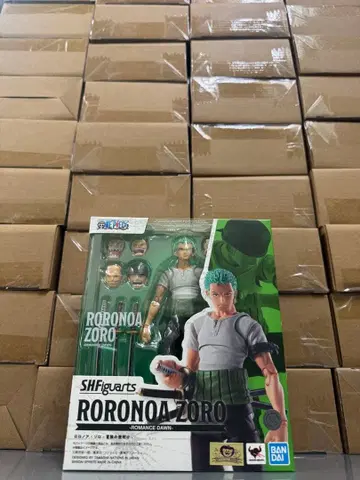 S.H. 피규아트 ONE PIECE 로로노아 조로 - 모험의 여명
