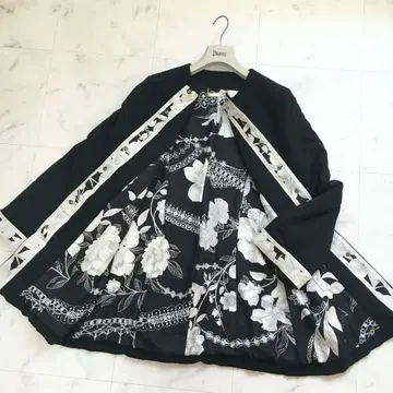 최근 새상품급 LEONARD 레오나르 실크 충전솜 아우터 코트