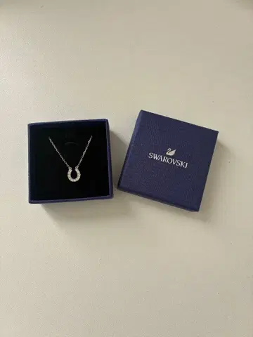 스와로브스키 목걸이