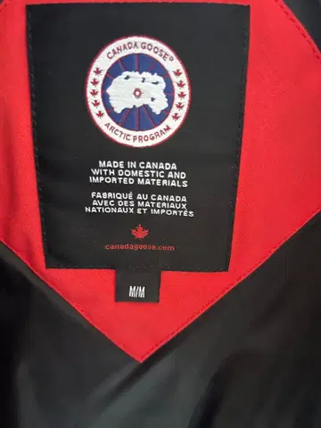 Canada Goose 여성용 다운 자켓 레드 M 사이즈