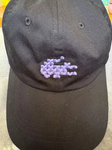 라코스테&ILLIT 콜라보 캡 완판템 블랙