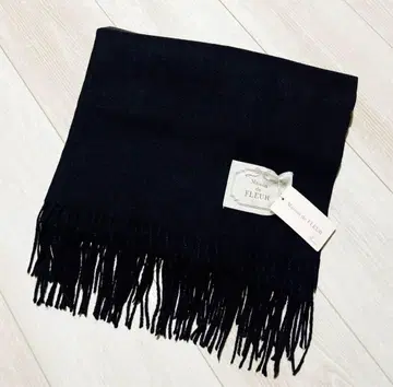 메종 드 플뢰르 새상품 무지 스톨 로고 택 프린지 머플러