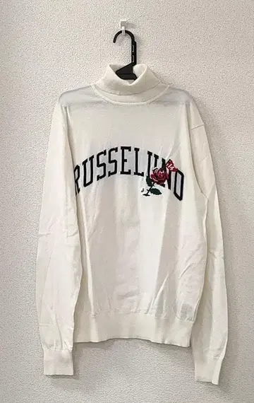 러셀 노 플래그 로즈 로고 이너 니트 L 사이즈 상당 화이트