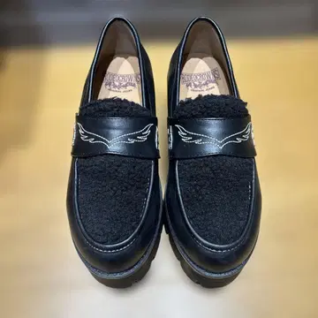 RODEO CROWNS 블랙 로퍼