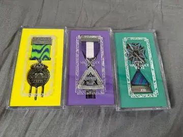 계속 한밤중이면 좋을 텐데. PREMIUM 훈장 3년분