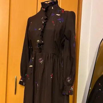 쇼와 레트로 맞춤 프릴 클래시컬 원피스 도형 패턴