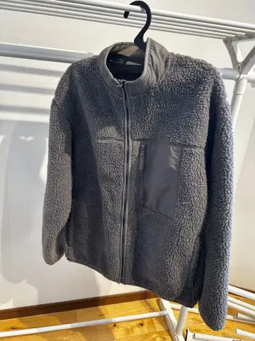 GU 그레이 플리스 자켓