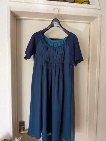 SUNAOKUWAHARA 네이비 블루 계열 반팔 원피스 이소재