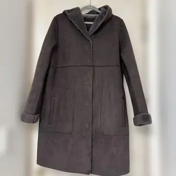 ZARA 리버서블 그레이 후드 부착 무스탕 코트