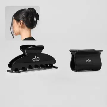 일본 미입고 인기 브랜드 alo yoga 블랙 헤어 클립 2세트