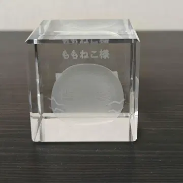 타마유라 모모네코님 크리스탈 입상