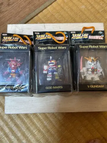 미개봉 새상품 슈퍼로봇대전 피규어 3체 세트