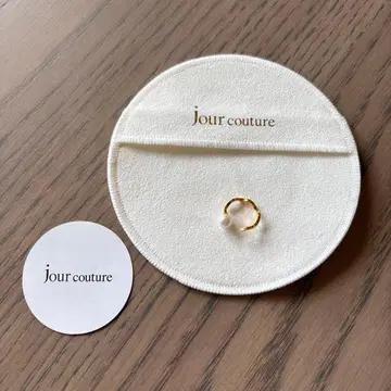 주르 꾸뛰르 이어커프