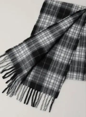 W.J. Henderson 헨더슨 스코틀랜드 체크 머플러 겸용