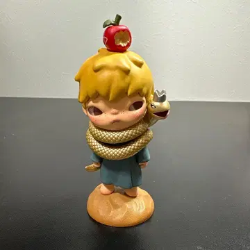 POPMART hirono 피규어